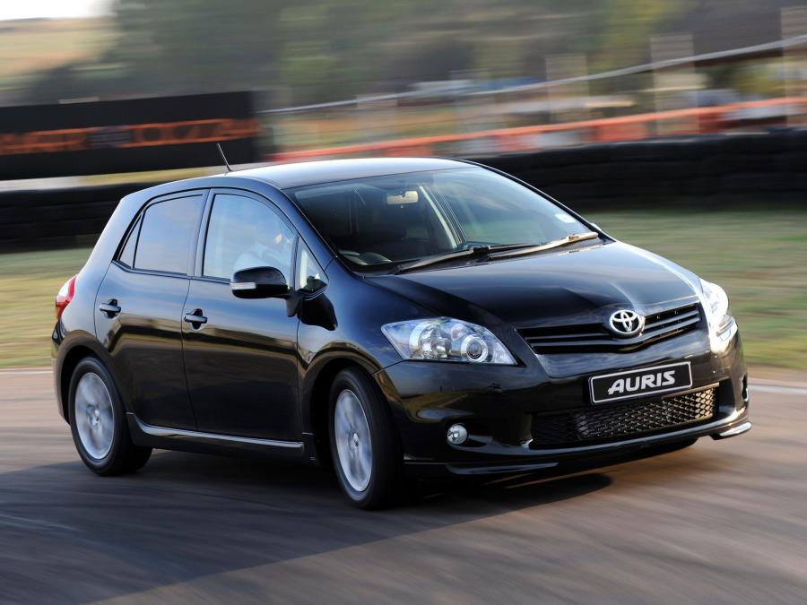  Toyota Auris 5-Door by TRD 2011 года  (ZA) (фото 4 из 18)